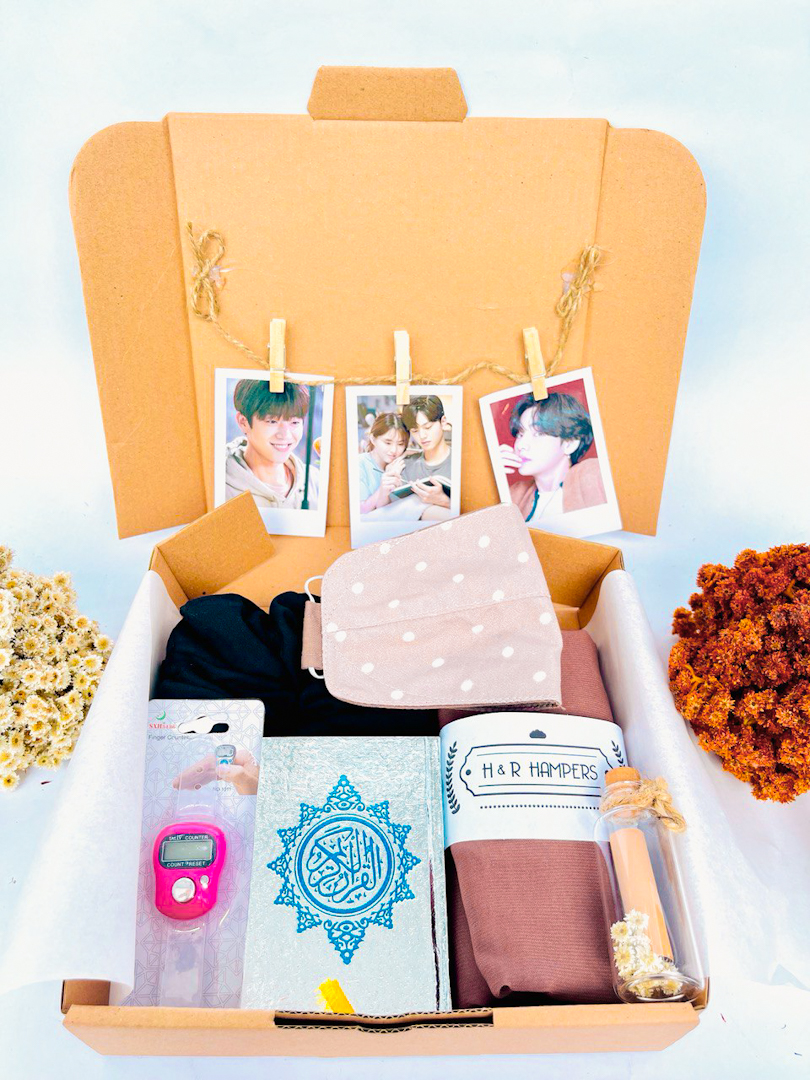 Hampers Hijab Lasercut Kado Cewek Mewah Premium hadiah Ulang TAHUN/wisuda/LEBARAN