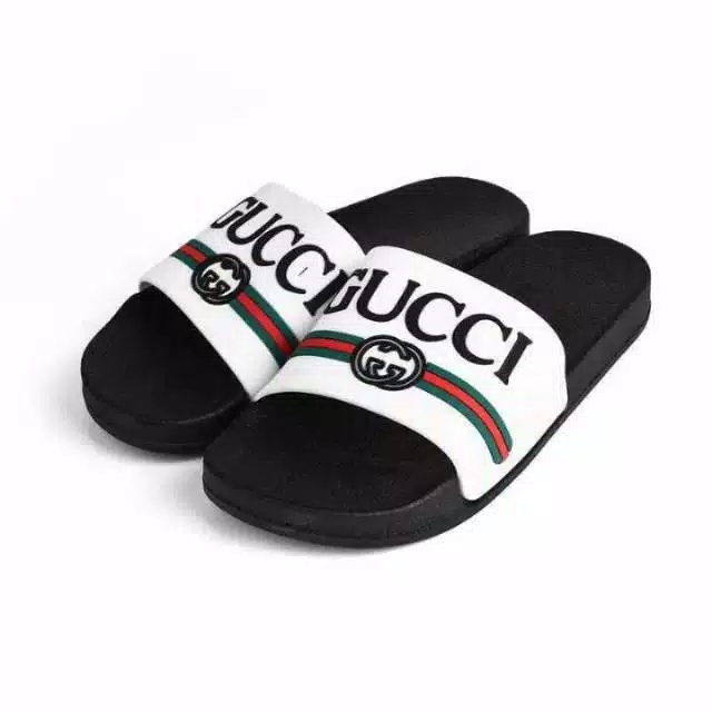 sandal merk gucci