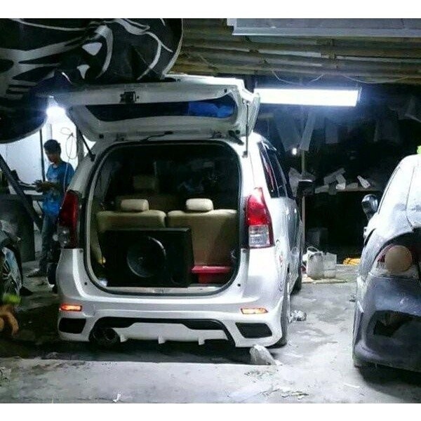 BODYKIT BELAKANG AVANZA MODEL YARIS OLD 2012-2017 Harga 577,605 rupiah*Gratis Ongkir