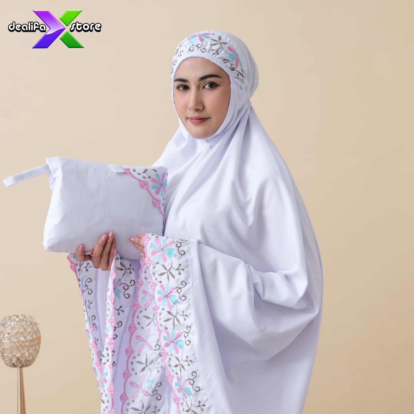 Dealifa - Dalanova Series Adult Mukena Embroidered in 3 Colors Premium Cotton