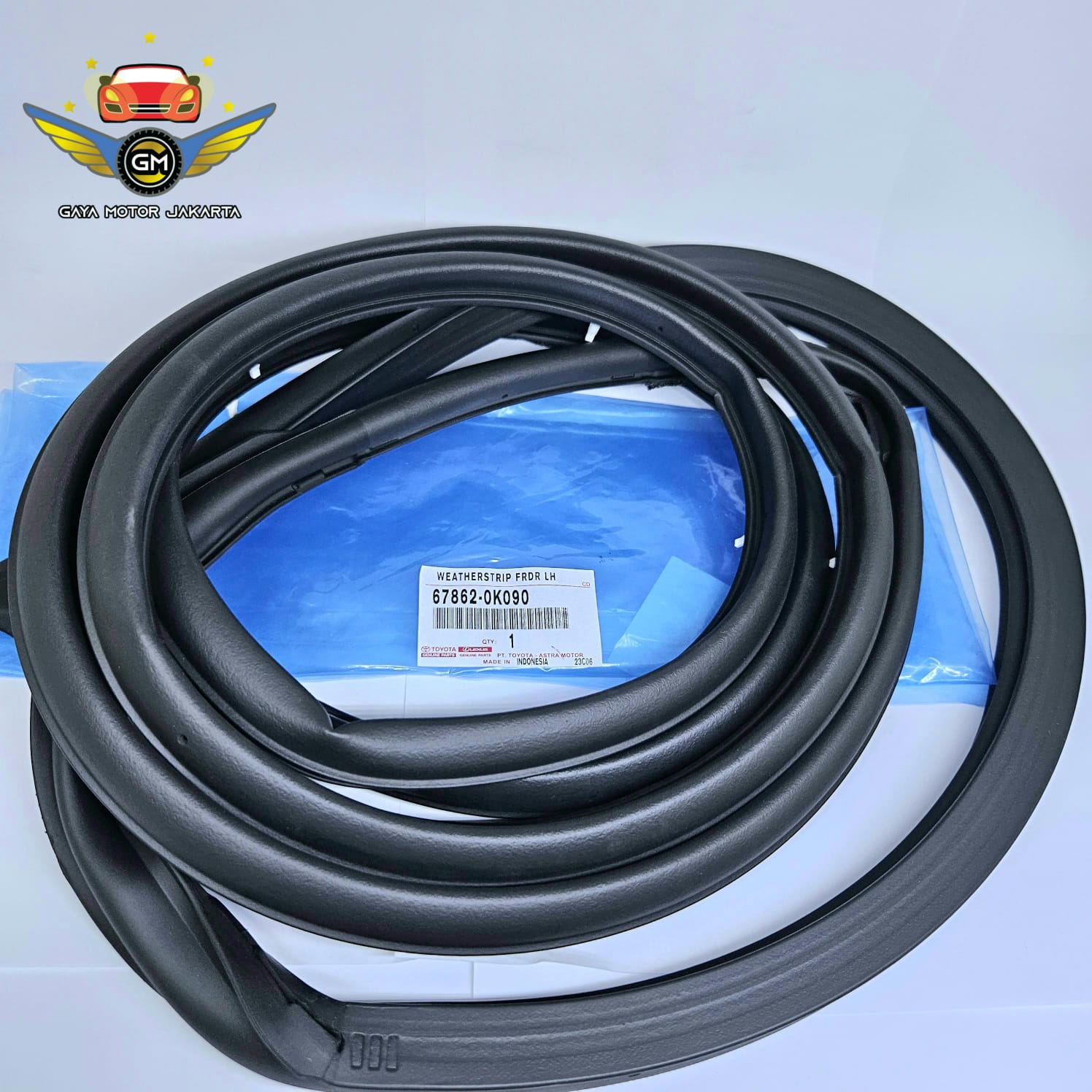 Karet Pintu Depan Kiri Toyota Innova Reborn 67862-0K090 Original Harga 225,000 rupiah*Gratis Ongkir