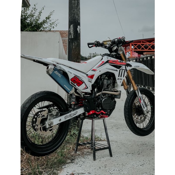 Knalpot CRF150 KLX150 WR155 original Gp Speed almunium series ( bisa request nama lazer di knalpot ) Harga 1,812,985 rupiah*Gratis Ongkir