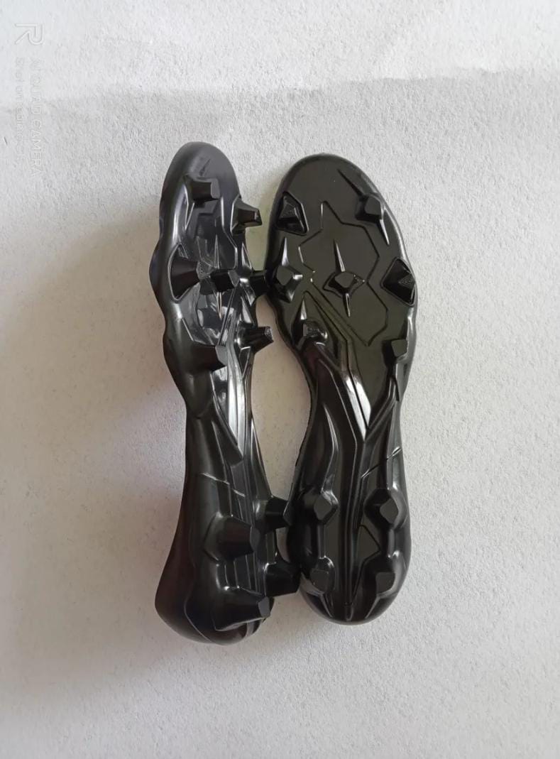 sol sepatu bola nike mercurial