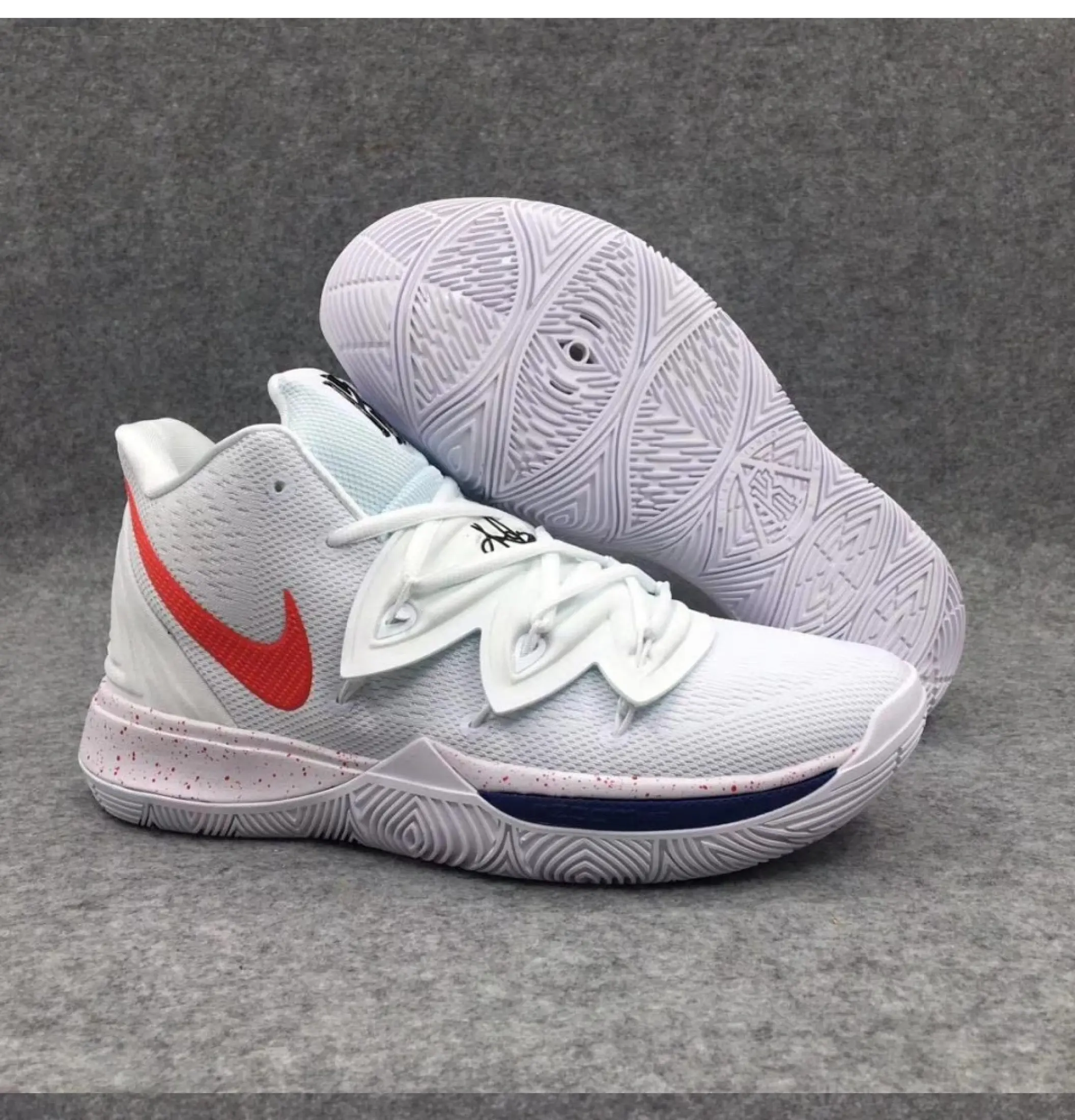 kyrie 5 husky