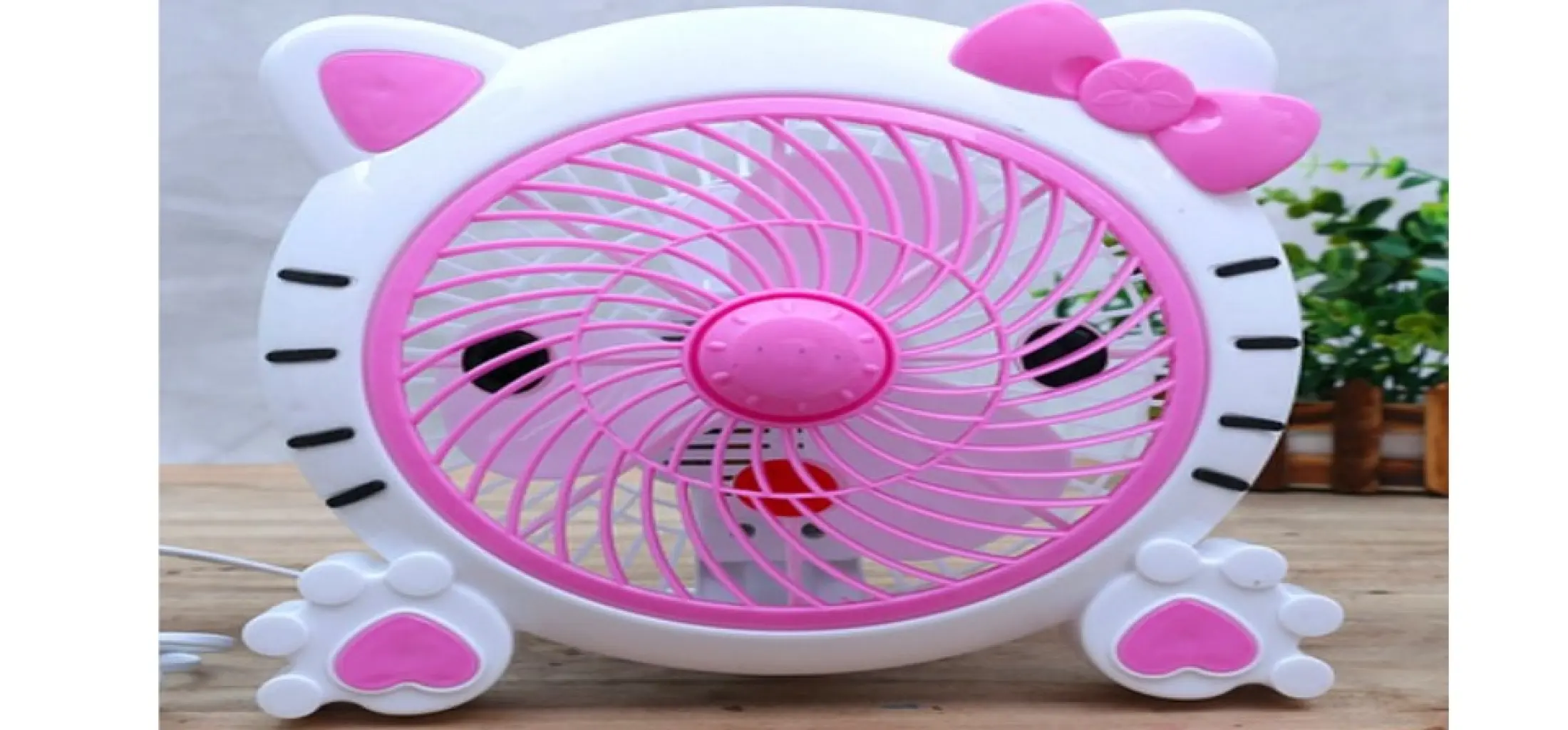 Kipas Angin Meja Desk Fan Karakter Box Fan Ukuran 10 Inch Dengan 2 Speed Kecepatan Pilih Karakter Warna Lazada Indonesia