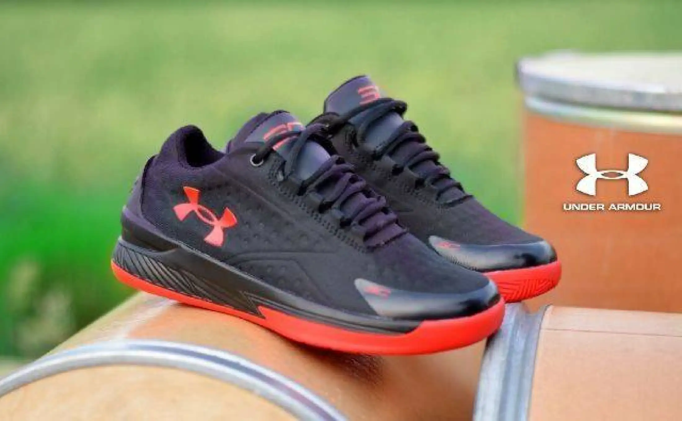 sepatu under armour